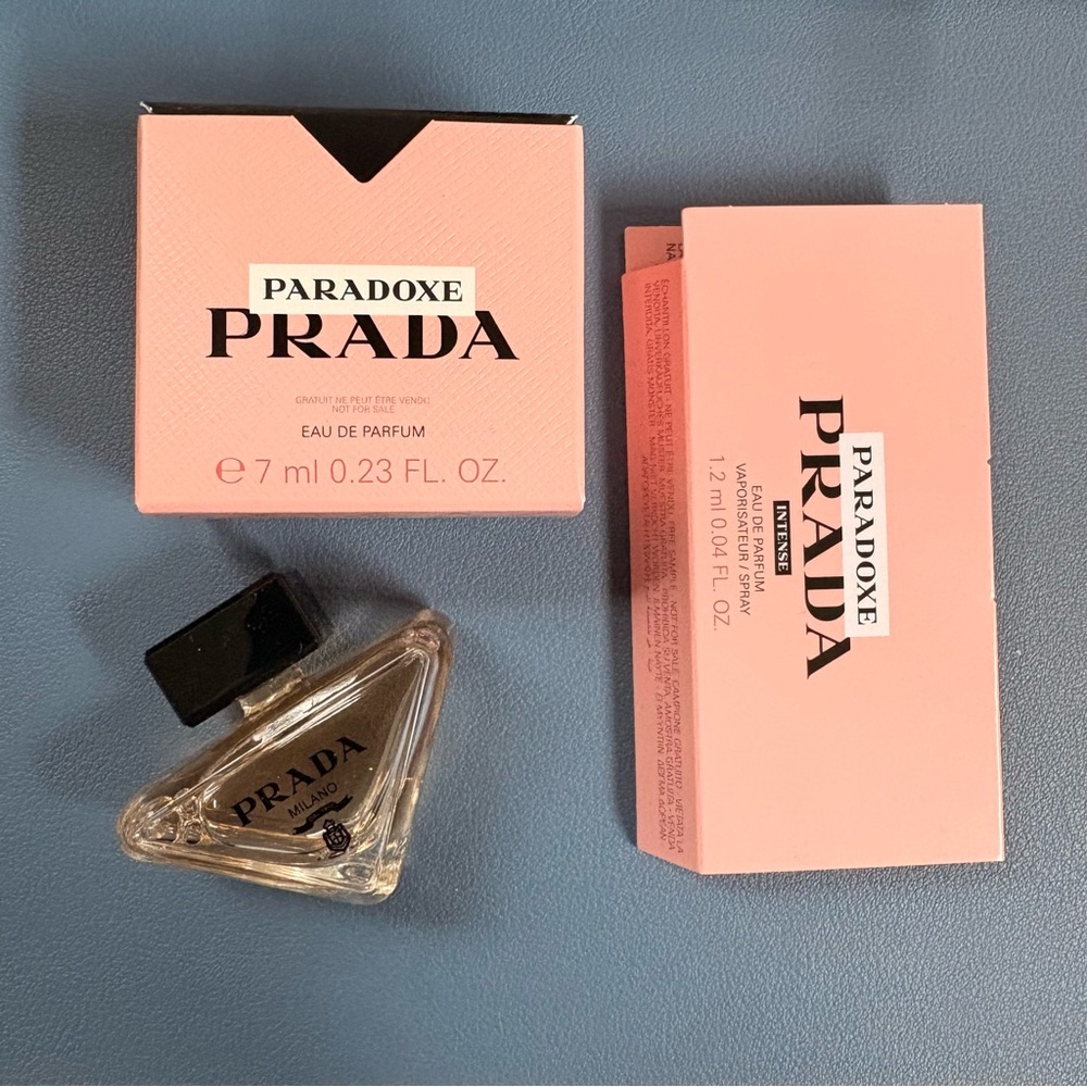 New Prada Paradoxe Dabber Mini Perfume Bottle .23oz (FREE INTENSE SAMPLE SPRAY)